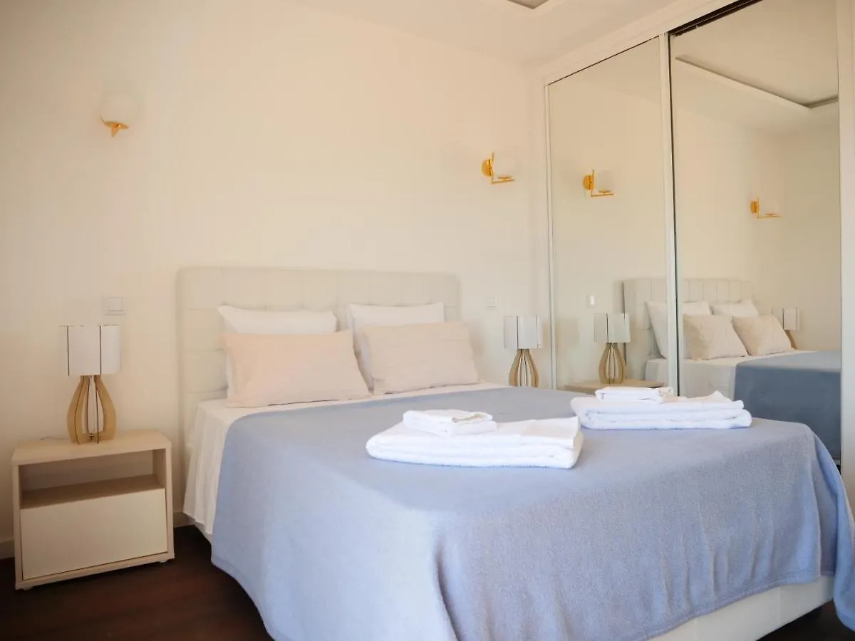 Cozy Apartment With Sea View Over Meia Praia Lagos