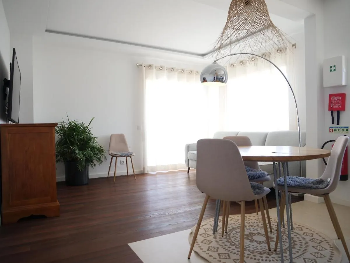 Cozy Apartment With Sea View Over Meia Praia Lagos